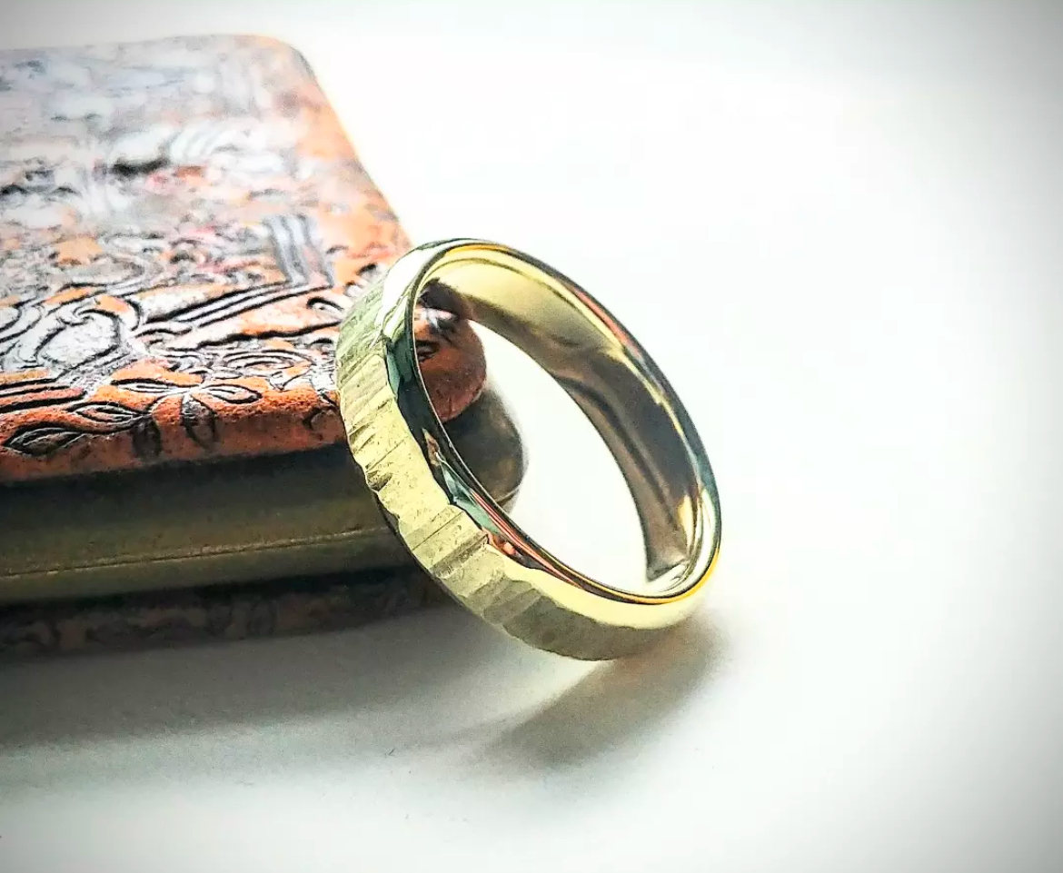 18k green gold hammer textured hand forged wedding band ring — Bear Goldsmithing Toronto
